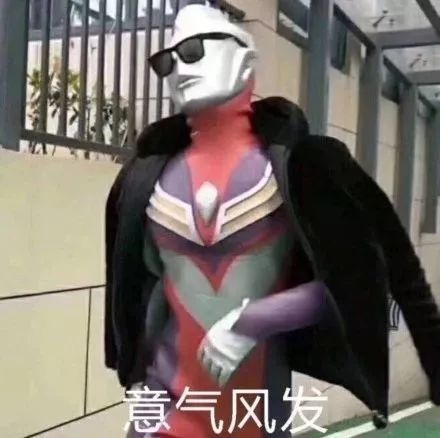 头版美甲朋克小恶魔风安排上了
