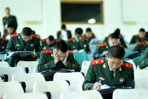 不一样的兵哥哥考场上答题成表情包