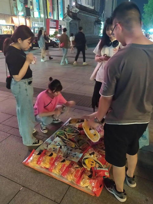 南充人地摊经济来了,看看有没有你中意的摆摊位置