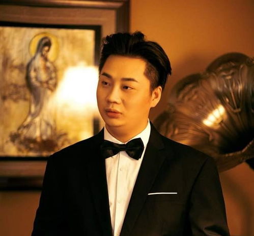 演员姜晓祁宣布退圈,因发蔡徐坤表情包引发讨论,称不再做演员