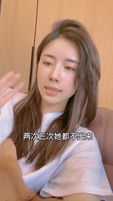 如何判断一个女生对你感不感兴趣情感