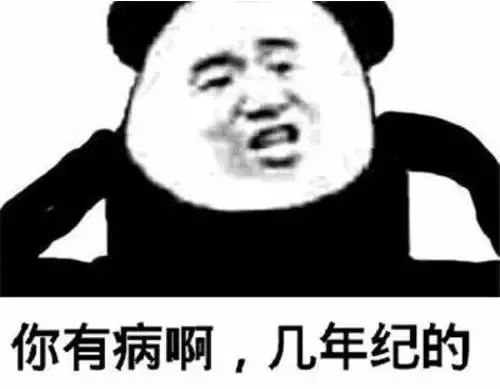 奇葩男子骑马闯红灯被撞,马没事,人却倒地不起