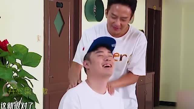 陈赫表演面无表情式享受按摩,哈哈哈哈哈,我不说别问我没结果