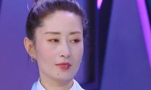 何炅宣布年龄排序时,刘敏涛的白眼亮了,姐的表情管理没在怕的