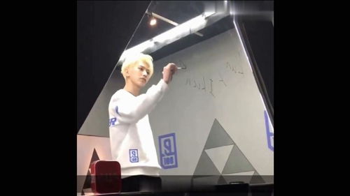ninepercent蔡徐坤鬼屋被吓上一秒在耍酷下一秒就成表情包了