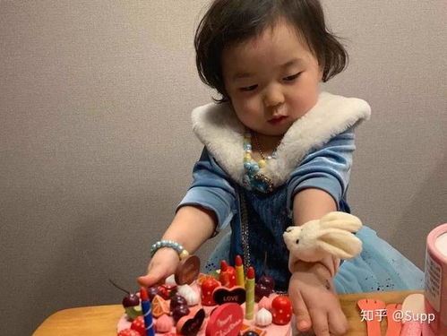 继权律二罗熙后,新一代国民闺女出现了表情这块被她捏得死死的
