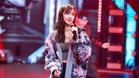 奔跑吧蔡徐坤吃醋的表情本轮竞争中,angelababy