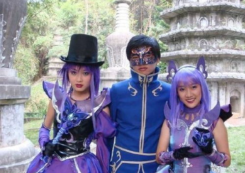 游乐王子是魔仙堡第一男神,当他揭下面具后,粉丝跪求放过