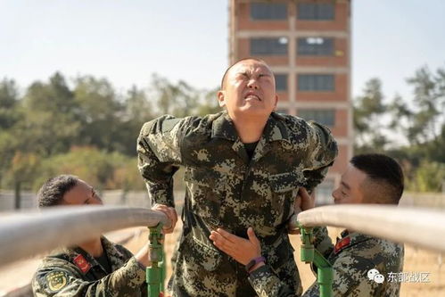 策划一组表情包,见证新兵的迷彩印记