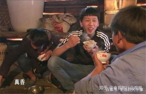 放着神仙虐恋跟深宫权谋不嗑,我居然被一个县城的故事打动了